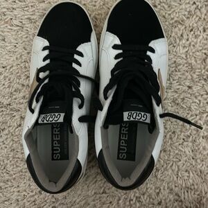 Golden Goose LookAlike